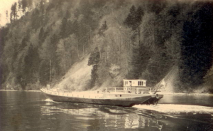 Lord noch aus Holz um 1956 gegen die untere Nas zu