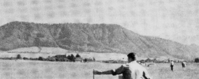 Sägi So wie er es gewünscht hatte, zerstreute der Biswind am Belpberg seine Asche, da wo er vor 60 Jahren stundenlang gesegelt hatte. Bild IG Albatros